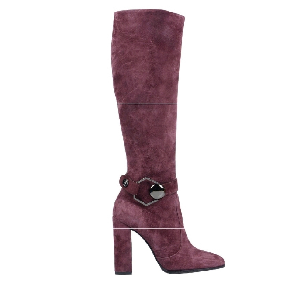 Elegant Burgundy Heeled Boots